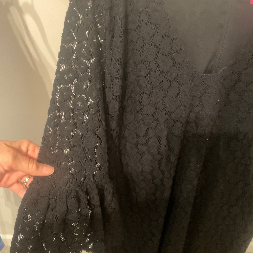 like new navy blue Lilly  Pulitzer eyelet like dress with bell sleeves